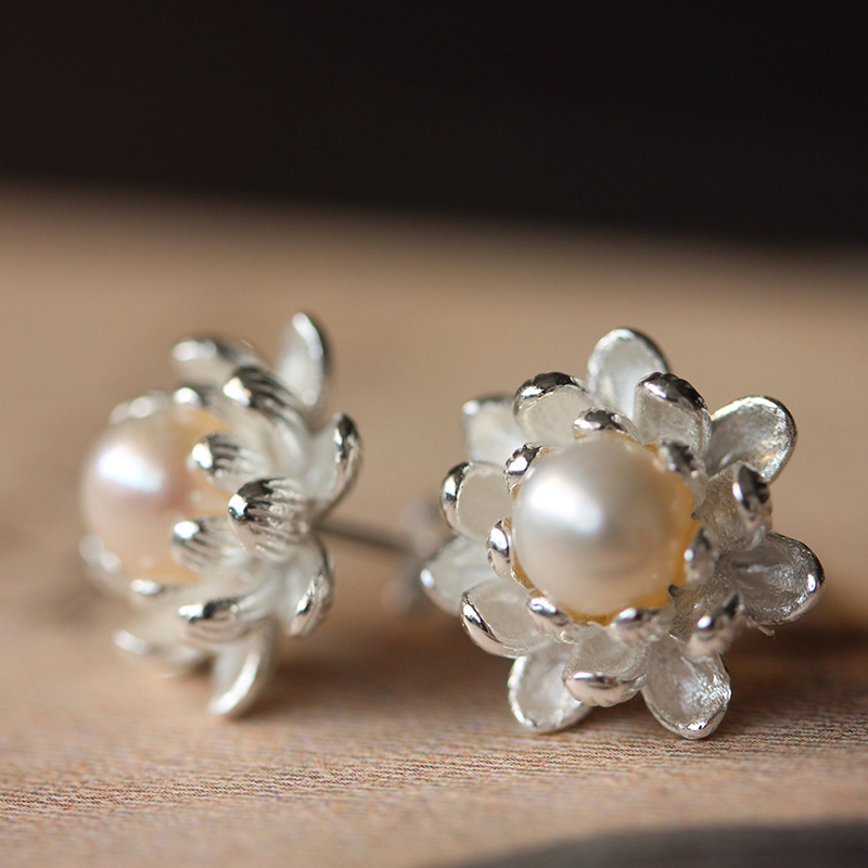 家佳樂文學(xué)珍珠耳釘