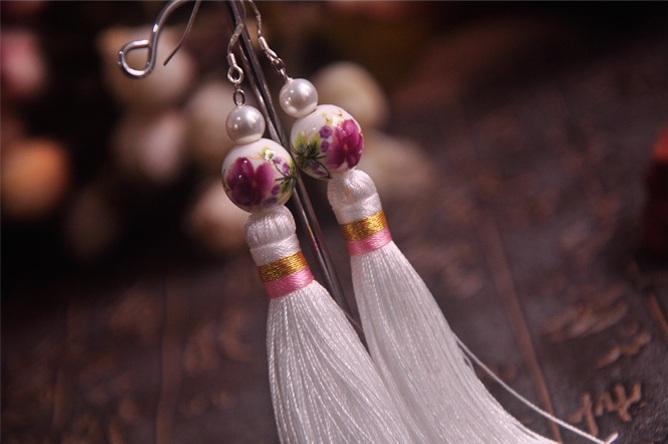 中國復古風流蘇珍珠耳環(huán)