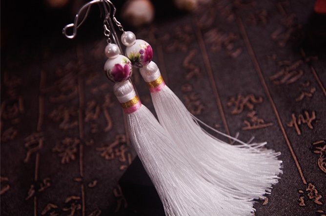 中國復古風流蘇珍珠耳環(huán)