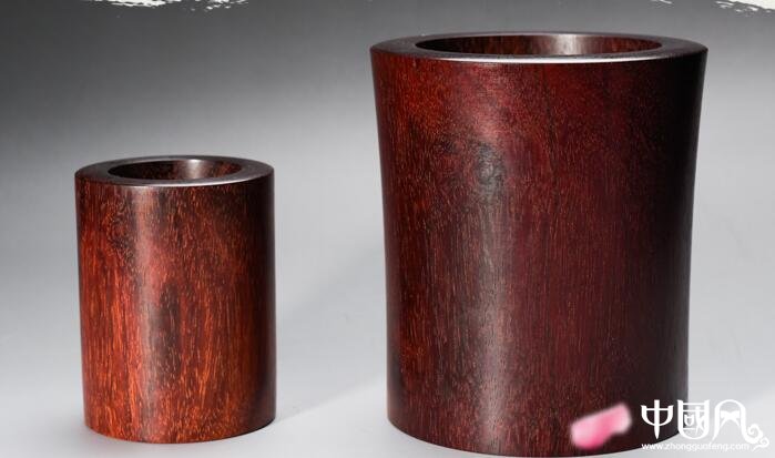 小葉紫檀筆筒，紅木筆筒