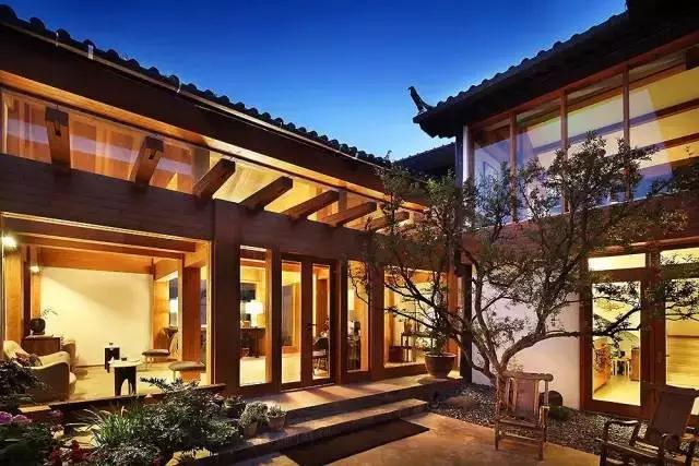 麗江束河無(wú)白民宿