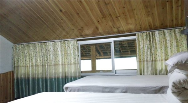 龔灘古鎮(zhèn)酉陽匯?？蜅? src="/wenxue/d/file/bigpic/190404/04/5-1F509154000-50.png" / data-2jXV="mKm8kP"><img alt=