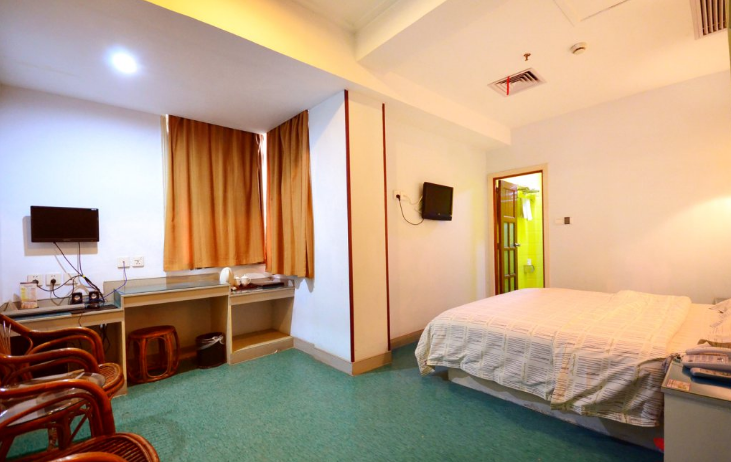 武漢陽(yáng)光家庭民宿(理工大學(xué)店)