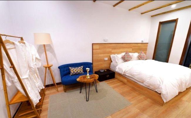 南京L.A.B.樂(lè)泊溫泉民宿