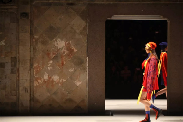 2017年中國美術學院畢業(yè)展開幕式現(xiàn)場（海量套圖