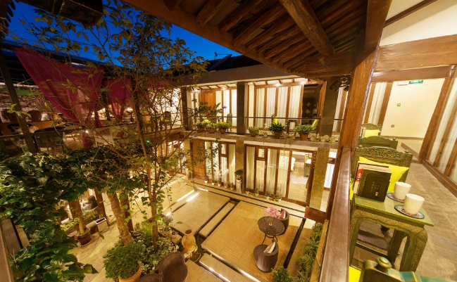 Q居麗江香居精品客棧