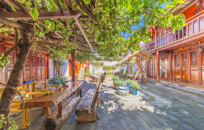 Q居麗江古城何必居好運(yùn)客棧