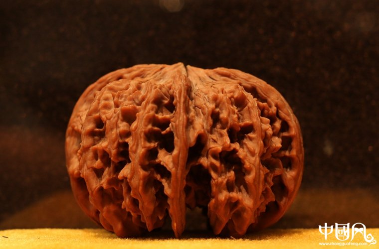 精品四棱滿天星獅子頭核桃(收藏級(jí))