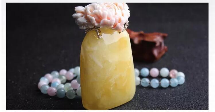 天然琥珀蜜蠟吊墜，琥珀蜜蠟保養(yǎng)方法