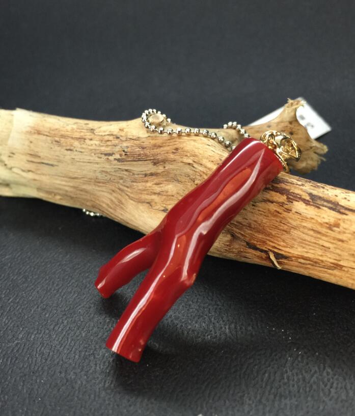 仿紅珊瑚樹枝吊墜