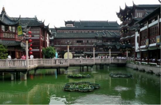 上海豫園亭臺樓閣巧設計