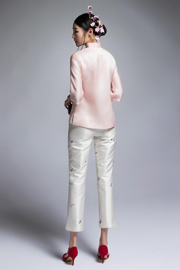 家佳樂(lè)文學(xué)復(fù)古七分袖真絲刺繡改良唐裝女