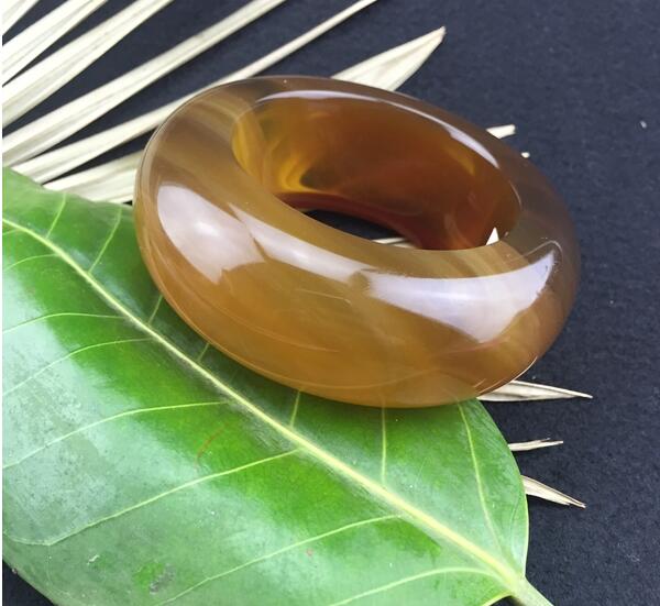 萬年琥珀，千里芬香！