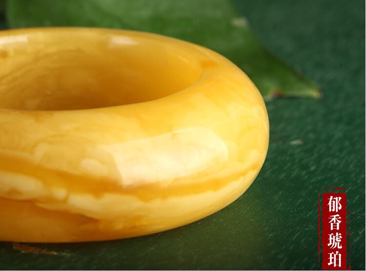 琥珀蜜蠟，百年收藏！