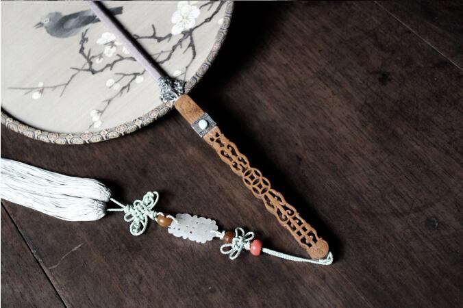 宋徽宗梅花小鳥緙絲團扇