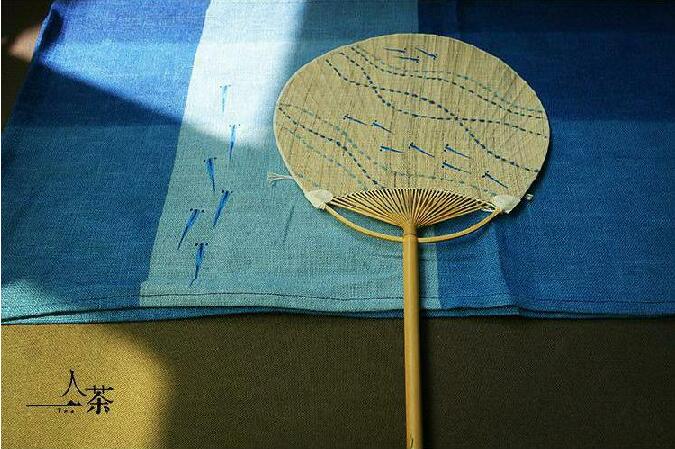 家佳樂(lè)文學(xué)復(fù)古刺繡和風(fēng)扇