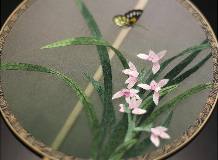 家佳樂文學(xué)手工刺繡真絲團(tuán)扇