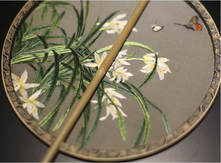 家佳樂文學(xué)刺繡真絲宮扇