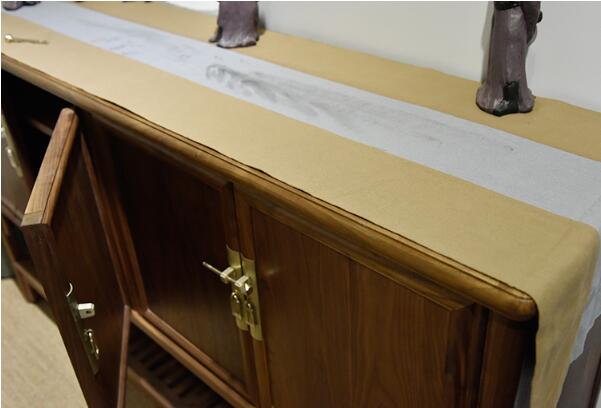 胡桃木實(shí)木中式柜子