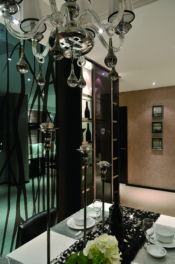 金域中央，簡約式新中式裝修設計