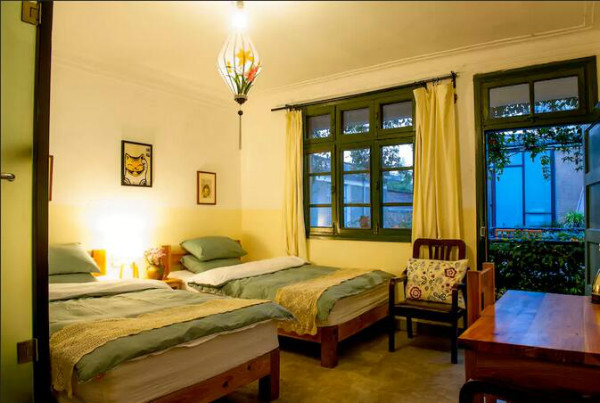 蒼山腳下的民宿，古城內(nèi)貓三家清靜四合小院民