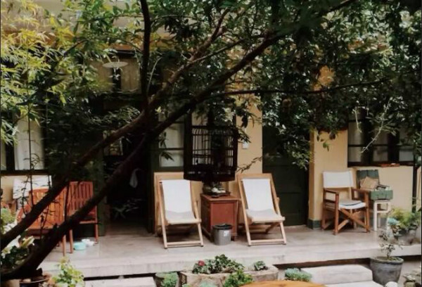 蒼山腳下的民宿，古城內(nèi)貓三家清靜四合小院民