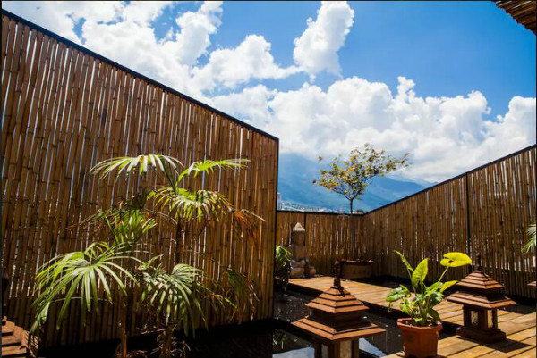 大理古城民宿，逸舍雅居大理民宿