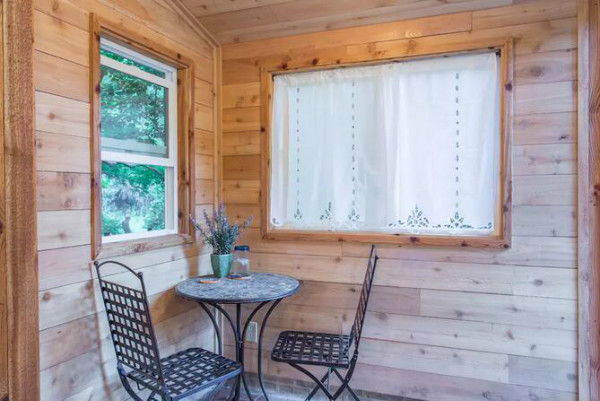 美國夏威夷民宿，可愛的花園姜餅屋