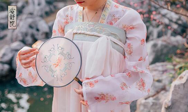 家佳樂文學繡花簡約清新團扇