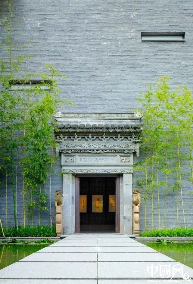 淺談大門(mén)的八方坐向:如何處理好大門(mén)風(fēng)水?