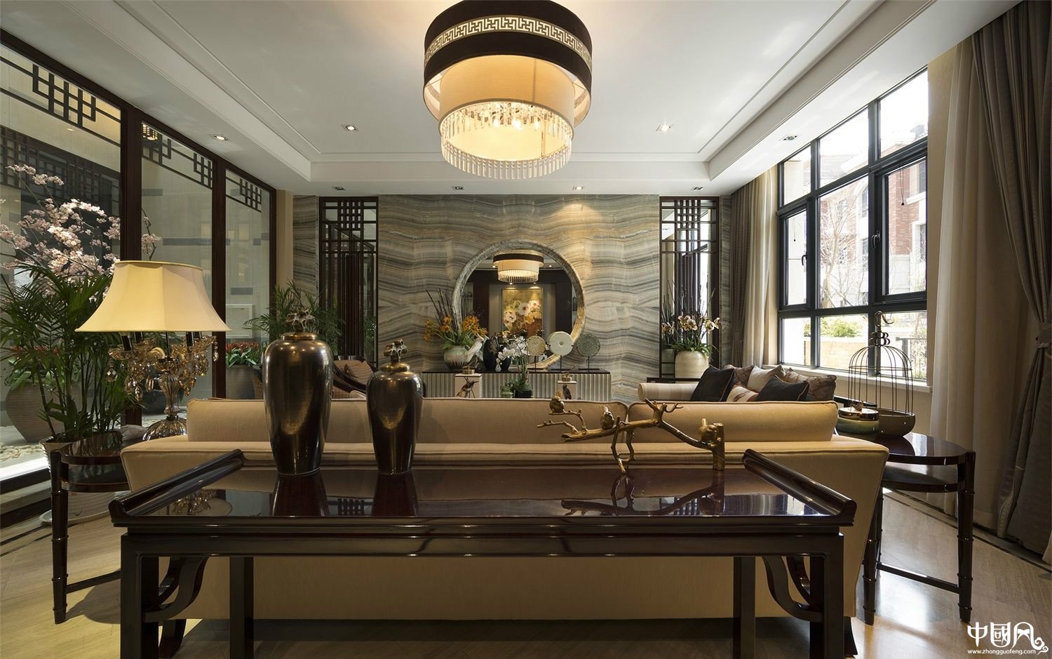 客廳風水畫的擺設(shè)原則