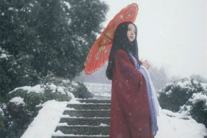 溫柔可人古風(fēng)漢服女子頭像，端莊秀麗女生頭像