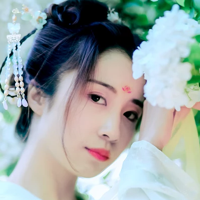 清新繡球花女生頭像，唯美古風(fēng)真人頭像