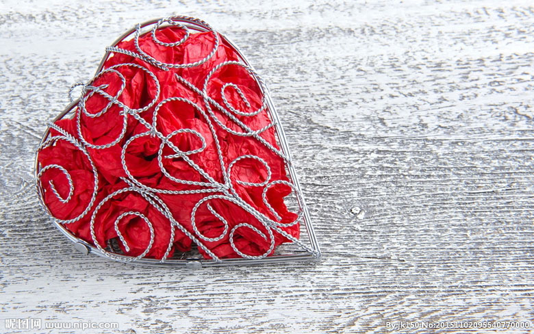 快看這些飾品，原來它們能招桃花運