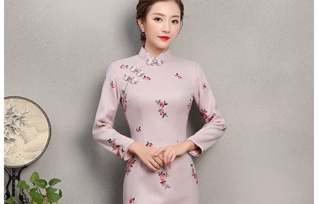 淡粉繡小花旗袍，粉嫩清純旗袍裙