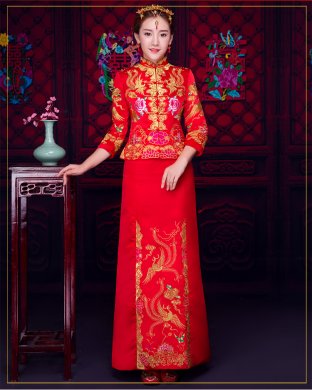 儒雅裙擺新娘禮服，魅力時(shí)尚中式禮服