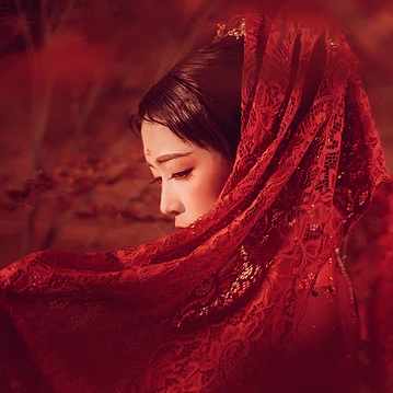 朱紅嬌艷女生頭像，唯美古風(fēng)真人頭像