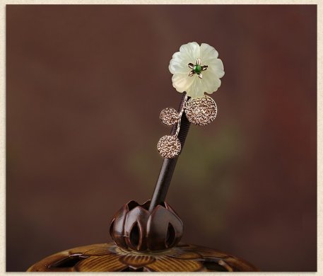 古典盤發(fā)玉花珠釵，古風(fēng)岫玉發(fā)釵發(fā)簪頭飾