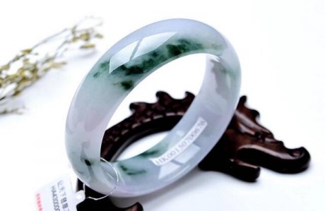 果敢翡翠,飄花翡翠手鐲