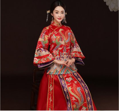 精美鳳凰斜襟新娘禮服，奢華刺繡中式禮服