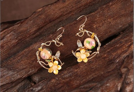 華貴典雅閃閃耳環(huán)，清新淡黃花朵耳環(huán)首飾