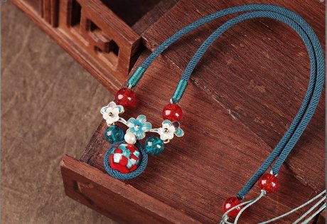 藍(lán)色琉璃吊墜家佳樂文學(xué)鎖骨鏈，古風(fēng)簡約花朵項(xiàng)鏈