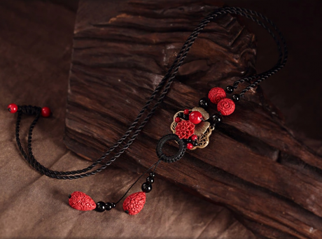 紅朱砂吊墜簡(jiǎn)約毛衣鏈復(fù)古風(fēng)項(xiàng)鏈?zhǔn)罪? / data-Ls8p=