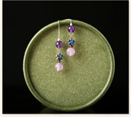 紫色小巧時(shí)尚耳飾，古典銀線長款耳環(huán)