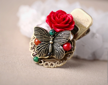 漆雕玫瑰復(fù)古盤發(fā)頭飾，金屬鴨嘴夾發(fā)夾