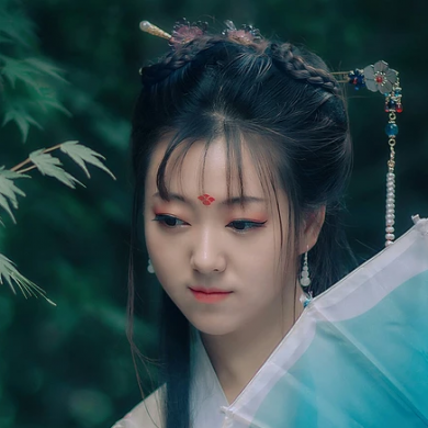 唯美漢服女生頭像，古風(fēng)真人女子頭像