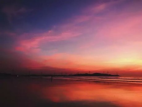 翡翠灣，在遼闊的海洋前做回?zé)o憂快樂的自我