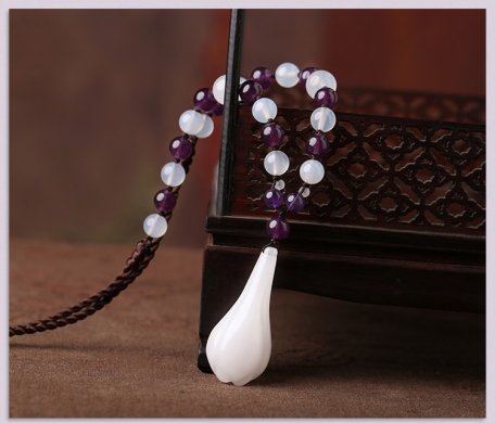 大氣玉蘭花吊墜復(fù)古氣質(zhì)毛衣鏈項(xiàng)鏈?zhǔn)罪? / data-ntkO=