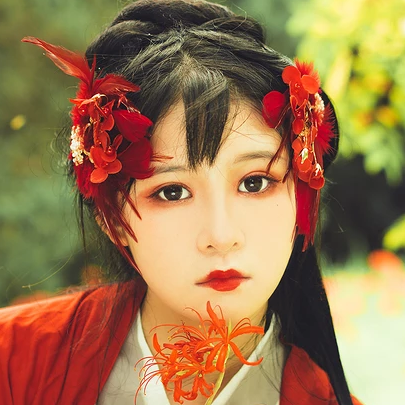 嬌艷彼岸花女生頭像，唯美古風(fēng)真人頭像