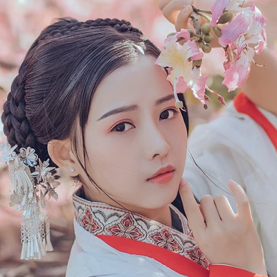 粉色木棉花少女頭像，唯美古風(fēng)真人頭像